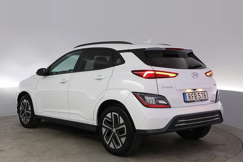 Begagnad Hyundai Kona 100 kW (136 HK) 2022 Vit SUV