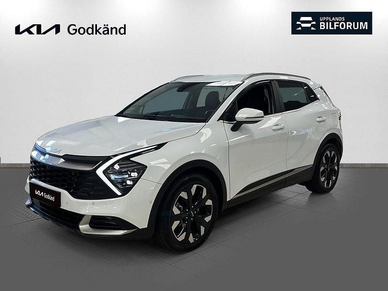 Vit Begagnad 2024 Kia Sportage Advance SUV | 409 000 kr (Marknadspris) - Bild 1/4