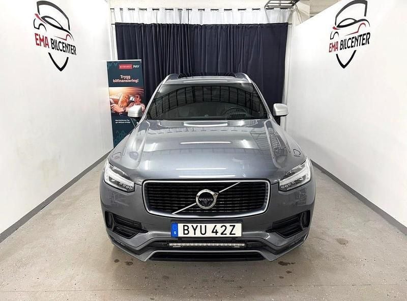Begagnad Volvo XC90 R-Design 235 HK (172 kW) 2019 Grå SUV