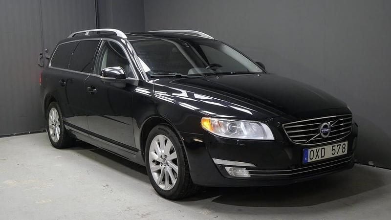 Begagnad Volvo V70 Summum 180 HK (132 kW) 2013 Svart Kombi