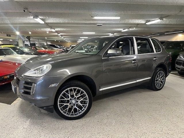 Gråmetallic Begagnad 2008 Porsche Cayenne SUV | 59 944 kr - Bild 1/4