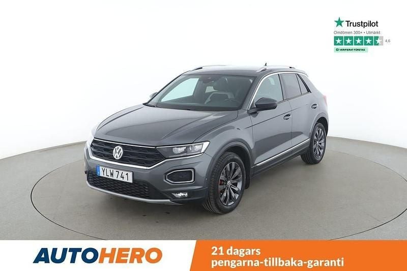 Grå Begagnad 2018 VW T-Roc SUV | 234 000 kr (Marknadspris) - Bild 1/4