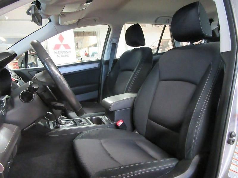 Begagnad Subaru Outback 150 HK (110 kW) 2015 Ljusbrun Kombi