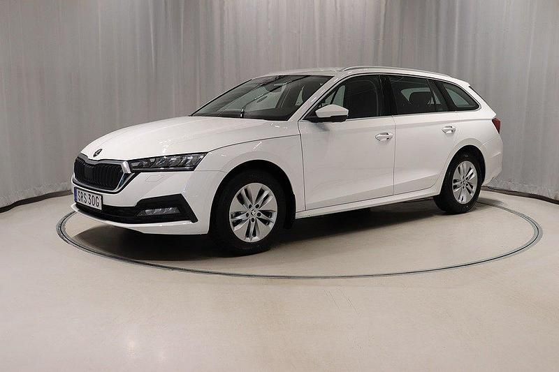 Vit Begagnad 2023 Skoda Octavia G-TEC Kombi | 269 900 kr (Marknadspris) - Bild 1/4