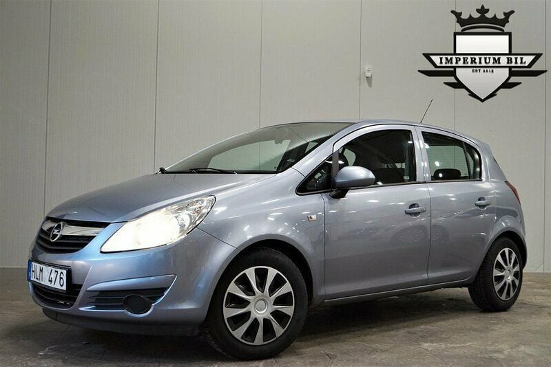 Grå Begagnad 2008 Opel Corsa Halvkombi | 39 900 kr (Lite dyr) - Bild 1/4