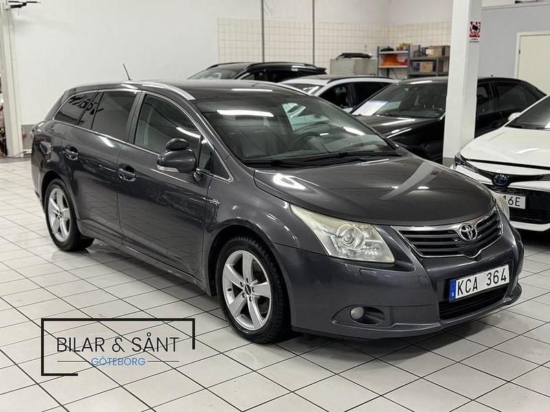 Mörkgrå Begagnad 2009 Toyota Avensis Kombi | 52 900 kr (Lite dyr) - Bild 1/4