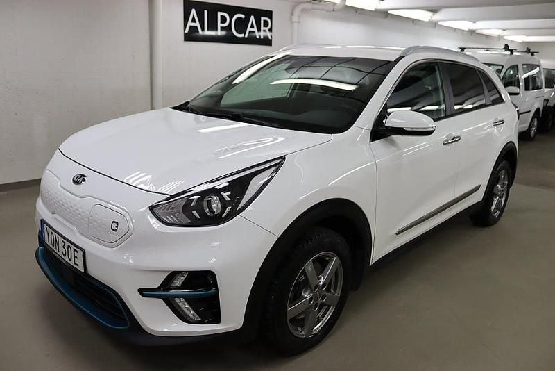 Begagnad Kia e-Niro Advance 150 kW (204 HK) 2021 Vit SUV