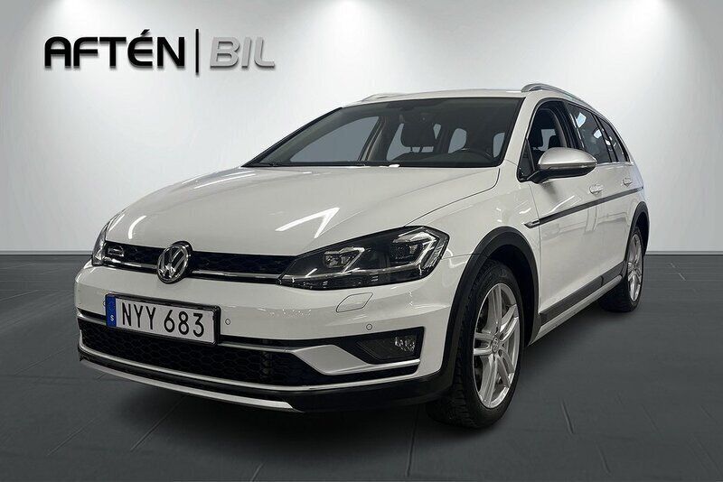 Vit Begagnad 2017 VW Golf Alltrack Kombi | 204 800 kr (Marknadspris) - Bild 1/3
