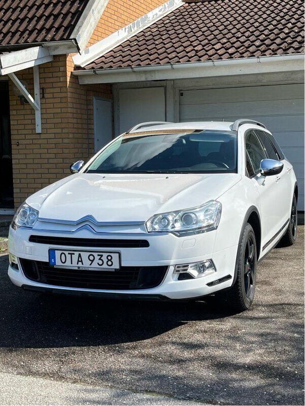 Vit Begagnad 2014 Citroën C5 Kombi | 90 000 kr (Marknadspris) - Bild 1/4