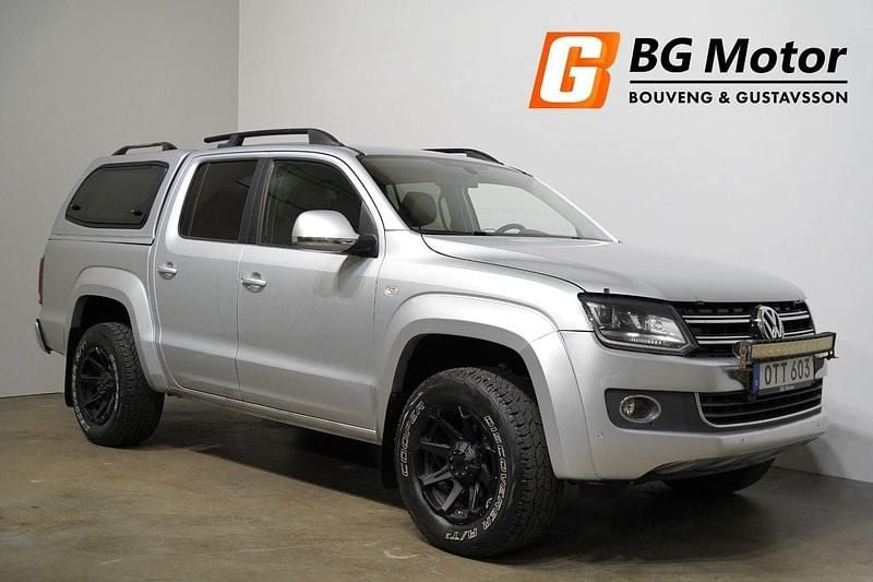 Silver Begagnad 2016 VW Amarok Highline Pickup | 159 900 kr (Marknadspris) - Bild 1/4