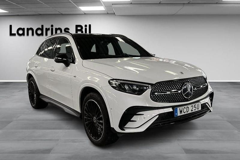 Begagnad Mercedes GLC300 Advanced Plus 313 HK (230 kW) 2025 Vit Halvkombi