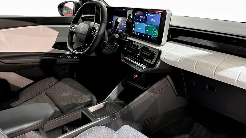 Ny Renault R4 Evolution 88 kW (120 HK) 2026 SUV