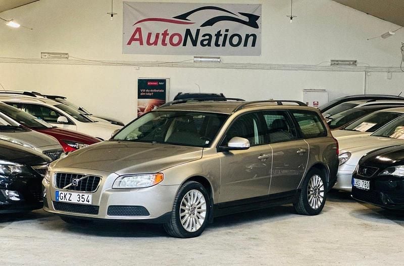 Ljusbrun (brun) Begagnad 2008 Volvo V70 Kinetic Kombi | 54 900 kr (Superpris) - Bild 1/4