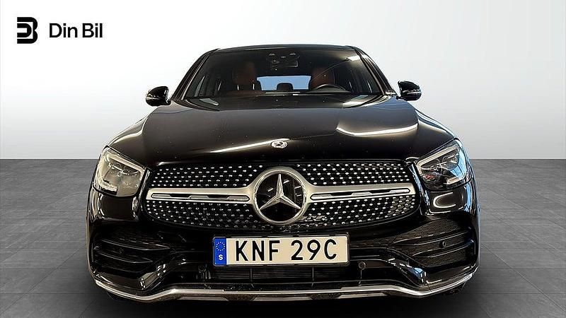 Begagnad Mercedes GLC300 245 HK (180 kW) 2019 Svart Sportkupé