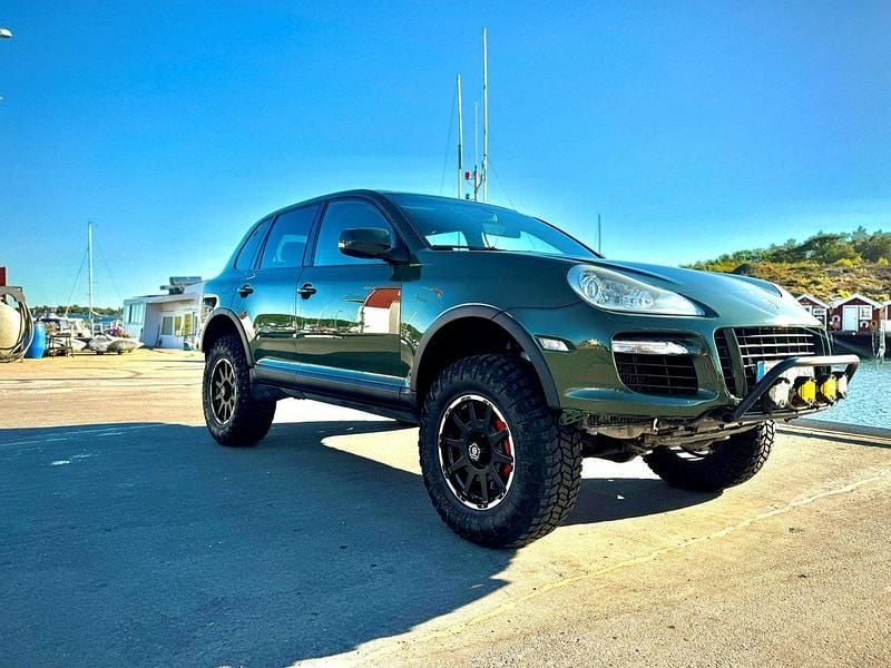 Svart Begagnad 2008 Porsche Cayenne Turbo SUV | 152 000 kr (Lite dyr) - Bild 1/4
