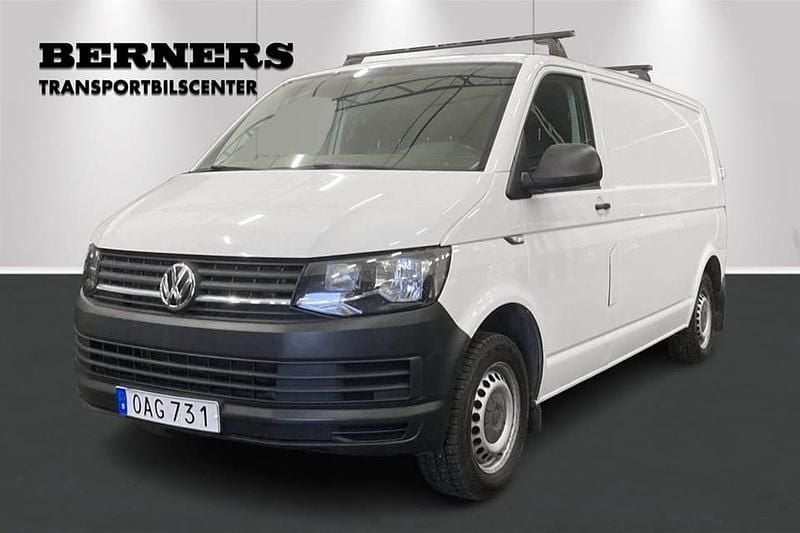 Vit Begagnad 2016 VW T6 Van | 149 900 kr (Marknadspris) - Bild 1/4