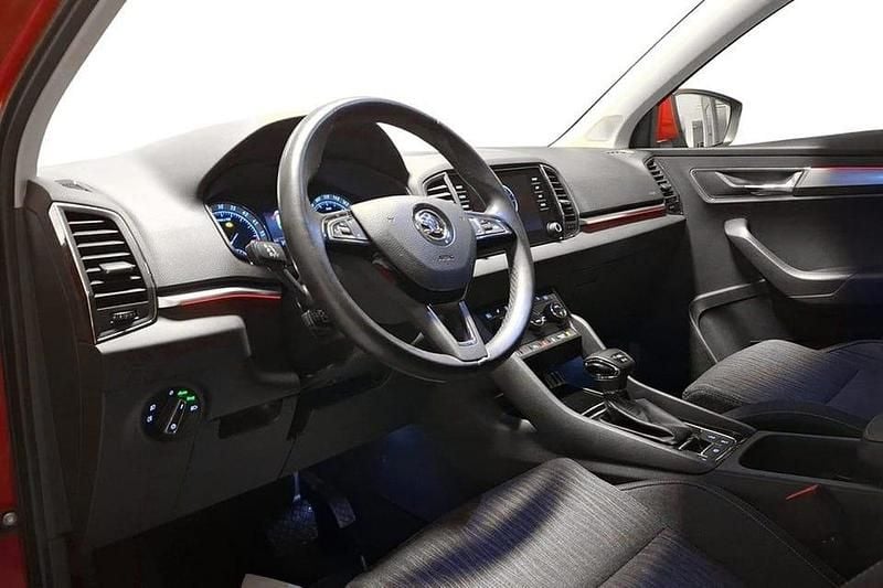 Begagnad Skoda Karoq Style 151 HK (111 kW) 2018 Röd SUV