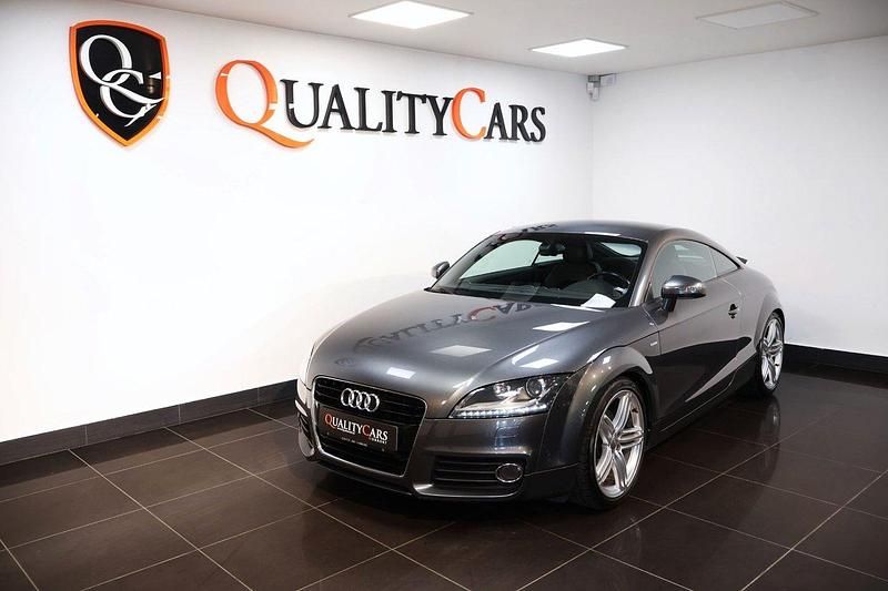 Grå Begagnad 2010 Audi TT S-Line Sportkupé | 169 000 kr (Dyr) - Bild 1/4