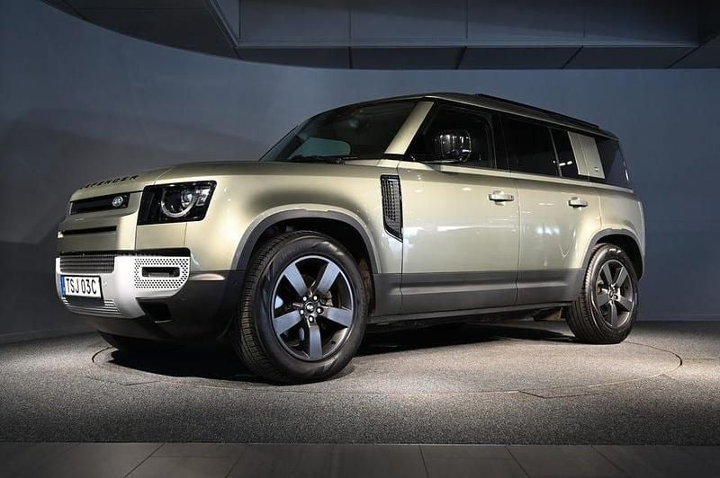Begagnad Land Rover Defender SE 249 HK (183 kW) 2024 Grön SUV