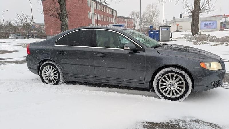 Begagnad Volvo S80 200 HK (147 kW) 2007 Sedan
