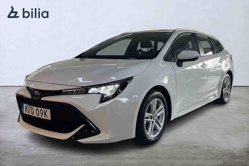 Vit Begagnad 2022 Toyota Corolla Kombi | 279 900 kr - Bild 1/1