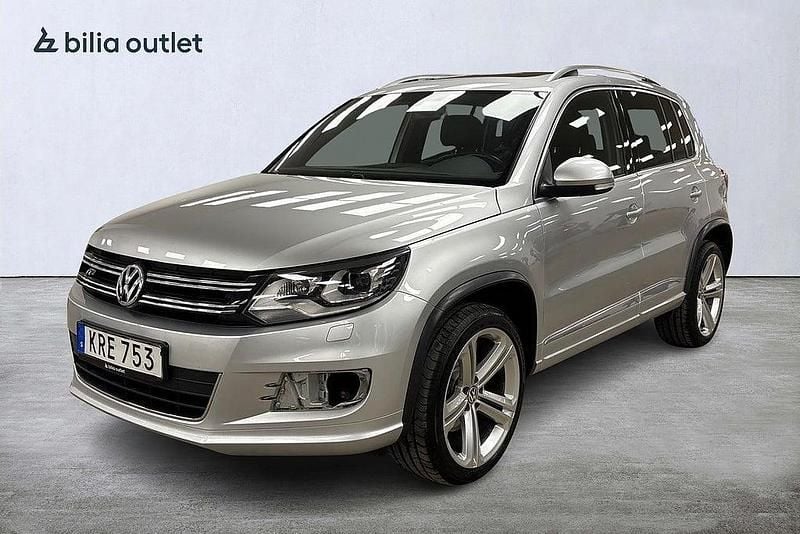 Silver Begagnad 2015 VW Tiguan Sportline SUV | 179 900 kr (Bra pris) - Bild 1/4