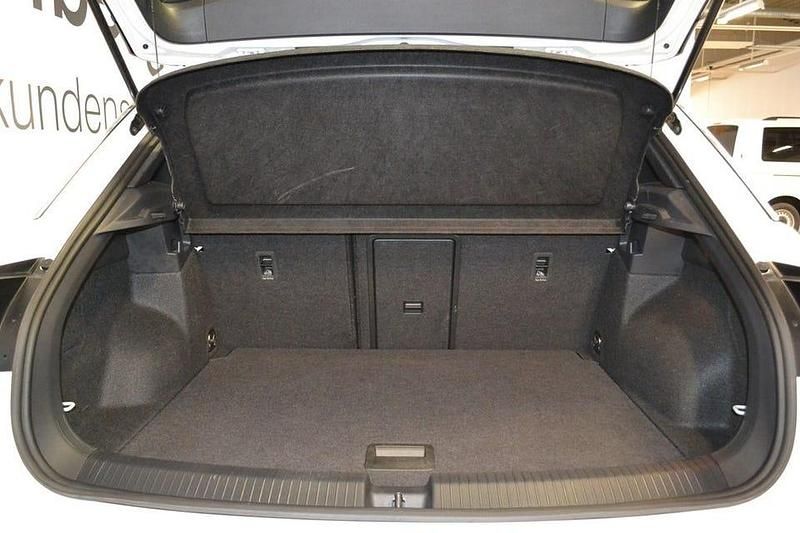 Begagnad VW T-Roc R-line 151 HK (111 kW) 2024 Vit SUV