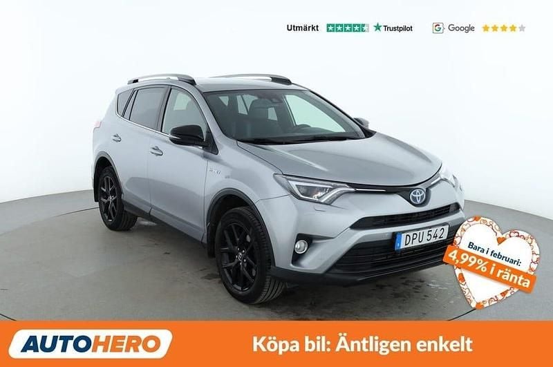 Begagnad Toyota RAV4 Hybrid Edition 200 HK (147 kW) 2018 Silver SUV