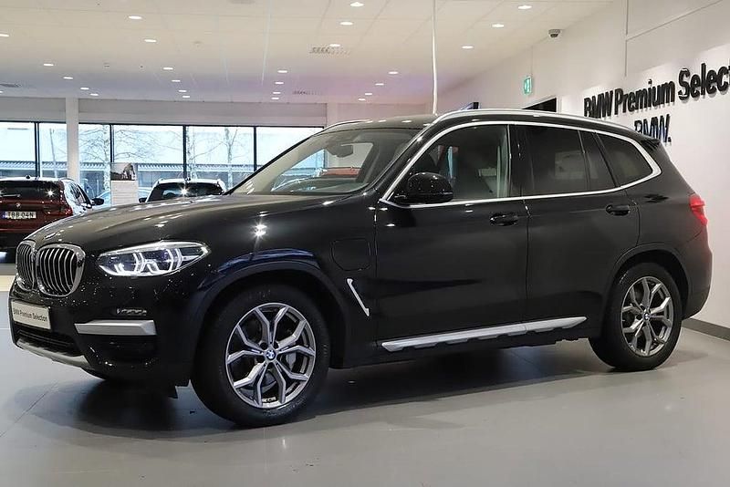 Svart Begagnad 2020 BMW X3 Comfort Edition SUV | 359 000 kr (Bra pris) - Bild 1/4