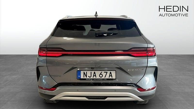 Begagnad BYD Seal U Design 160 kW (218 HK) 2024 Grå SUV