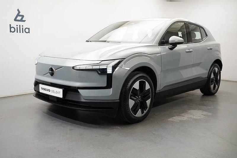 Grå Begagnad 2024 Volvo EX30 Core SUV | 349 900 kr - Bild 1/3