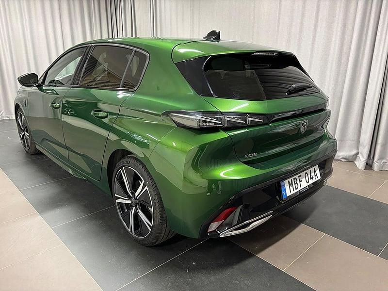 Begagnad Peugeot 308 GT 131 HK (96 kW) 2024 Grön Halvkombi