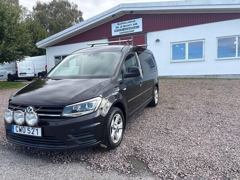 Svart Begagnad 2016 VW Caddy Maxi Minibuss | 149 000 kr (Dyr) - Bild 1/4