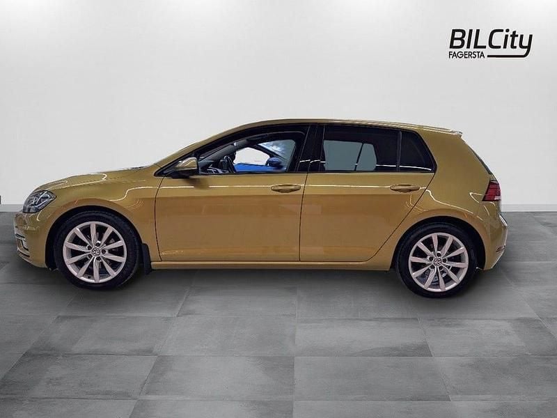 Begagnad VW Golf VII GT 150 HK (110 kW) 2017 Gul Halvkombi