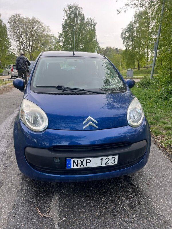 Blå Begagnad 2007 Citroën C1 Halvkombi | 22 000 kr (Marknadspris) - Bild 1/4