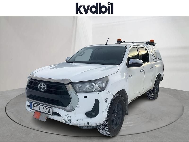 Vit Begagnad 2022 Toyota HiLux Pickup | 449 000 kr - Bild 1/3