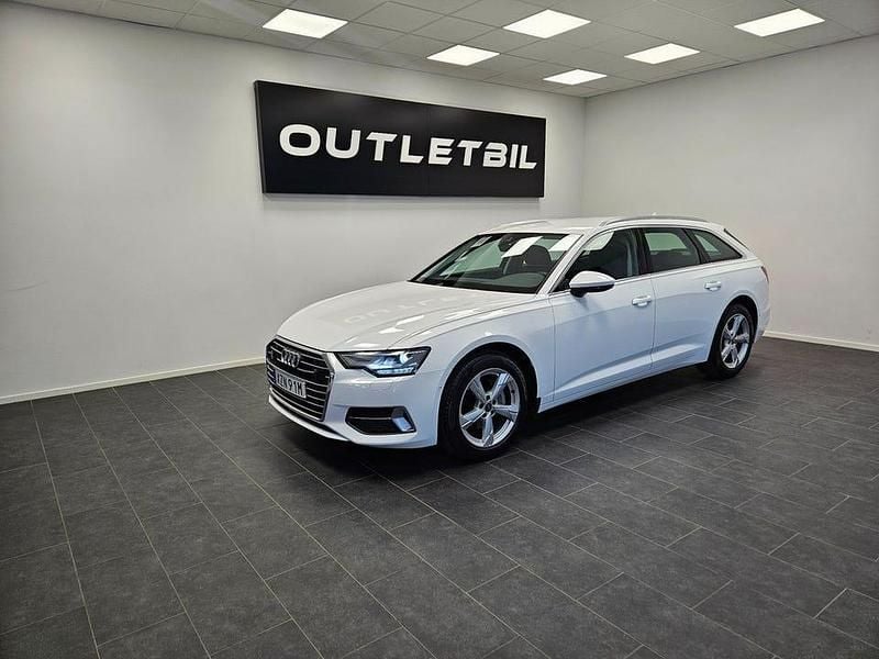 Vit Begagnad 2020 Audi A6 Sport Kombi | 319 900 kr (Marknadspris) - Bild 1/4