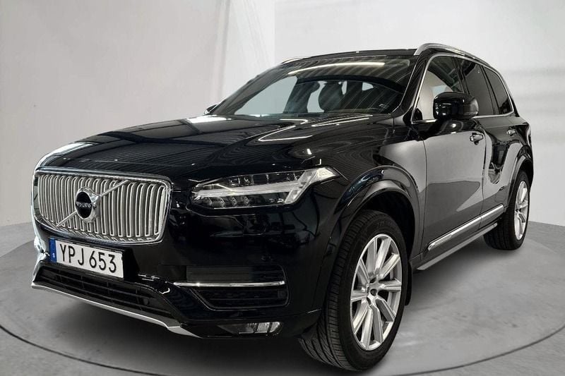 Svart Begagnad 2018 Volvo XC90 Inscription SUV | 324 000 kr (Bra pris) - Bild 1/4