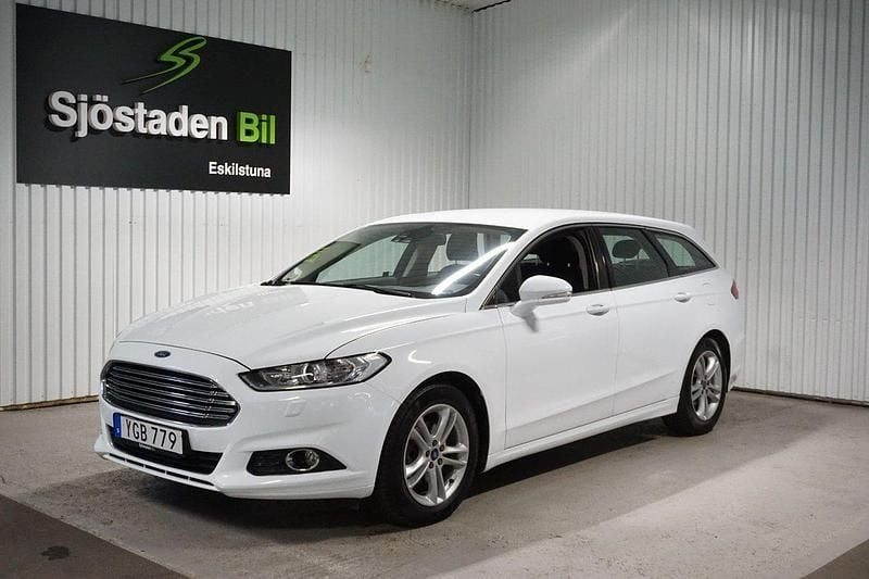Vit Begagnad 2016 Ford Mondeo Business Edition Kombi | 149 900 kr (Marknadspris) - Bild 1/4