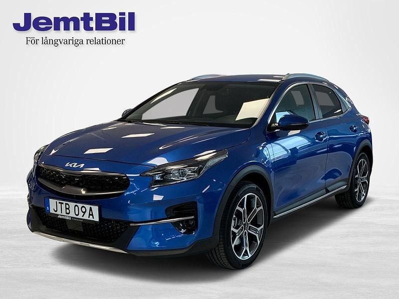 Blå Begagnad 2022 Kia XCeed Advance SUV | 249 000 kr (Marknadspris) - Bild 1/4