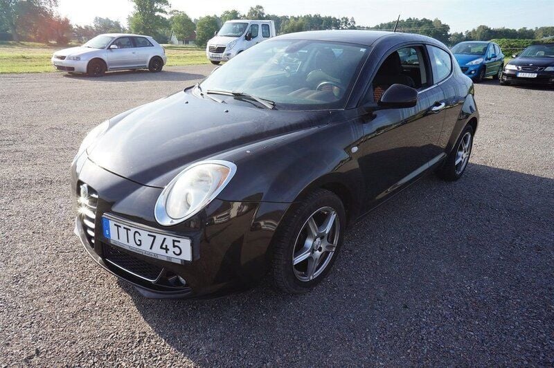 Svart Begagnad 2010 Alfa Romeo MiTo Distinctive Halvkombi | 44 900 kr - Bild 1/4