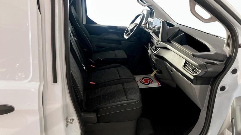 Ny Ford Transit Custom 2026 Vit Sedan