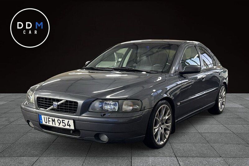 Grå Begagnad 2003 Volvo S60 Business Edition Sedan | 18 900 kr (Bra pris) - Bild 1/4