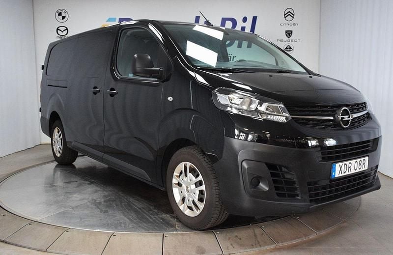 Svart Begagnad 2022 Opel Vivaro Van | 264 500 kr (Marknadspris) - Bild 1/3
