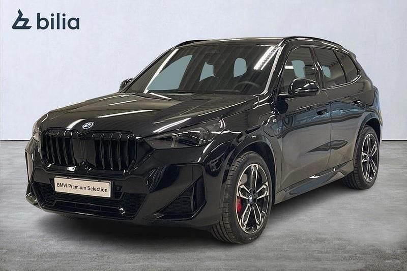 Begagnad BMW X1 M Sport 326 HK (239 kW) 2025 Black saphire metallic SUV