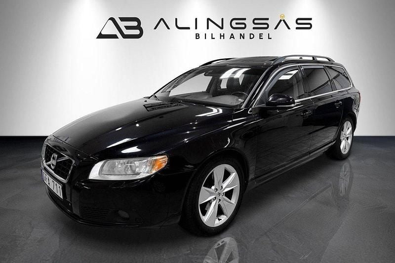Svart Begagnad 2013 Volvo V70 Momentum Kombi | 89 900 kr (Marknadspris) - Bild 1/4