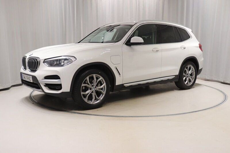 Vit Begagnad 2021 BMW X3 xLine SUV | 334 000 kr (Superpris) - Bild 1/4