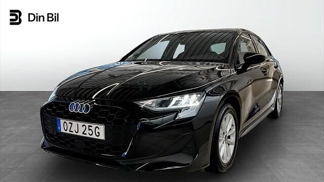 Mytsvart metallic Begagnad 2025 Audi A3 Proline | 314 000 kr (Lite dyr) - Bild 1/4