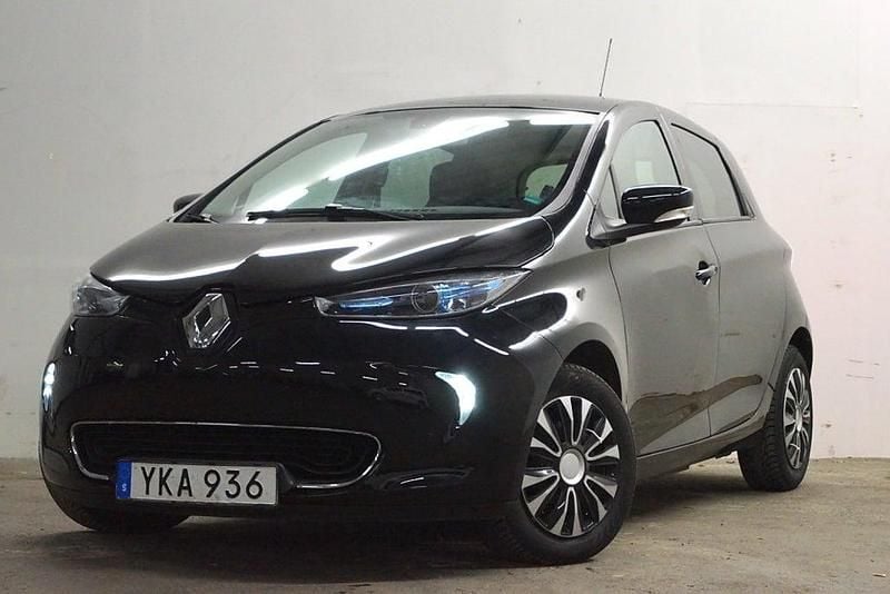 Svart Begagnad 2017 Renault Zoe Halvkombi | 68 900 kr (Bra pris) - Bild 1/4