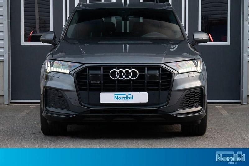 Begagnad Audi Q7 S-Line 286 HK (210 kW) 2019 Grå SUV